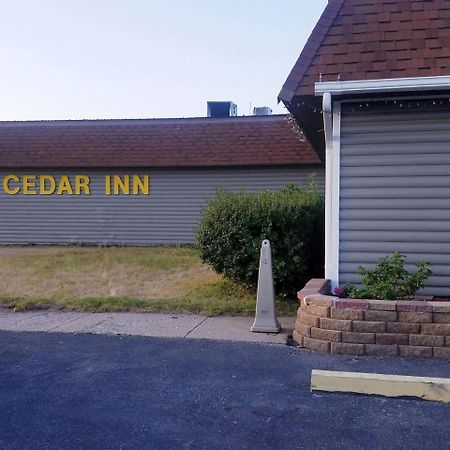 Cedar Inn Motel Cavalier Exterior photo